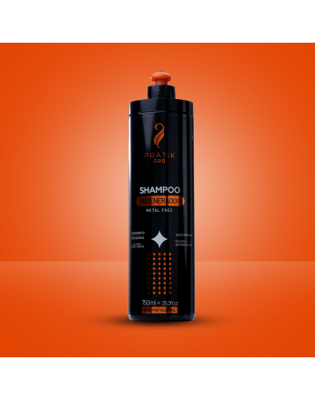 Shampoo Regenerador Profissional, para tratar, nutrir cabelos que passaram pelo processo de descoloração e mechas, atua devolvendo massa, lipídios e aminoácidos aos fios. Promovendo a recuperação da fibra capilar, evitando o emborrachamento, metal free, n